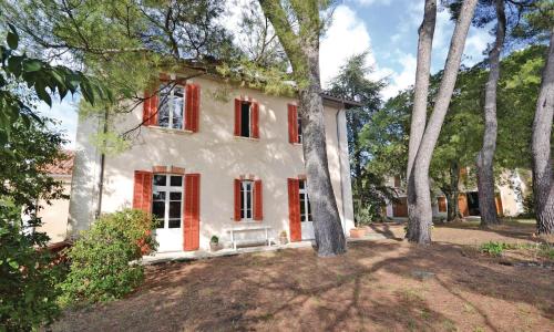 Lovely Home In Puymeras With Kitchen