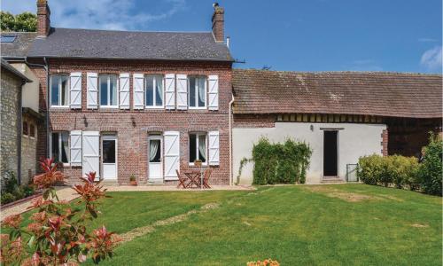 Pet Friendly Home In Trie-chteau With Wifi