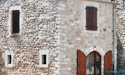 Ruoms Petite Maison 3* centre-village