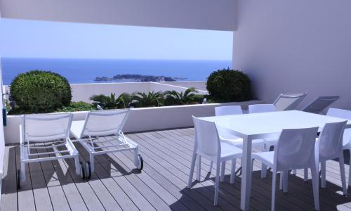 Design Apartment - Pool, Large Terrace and Panoramic Views of Mediterranean