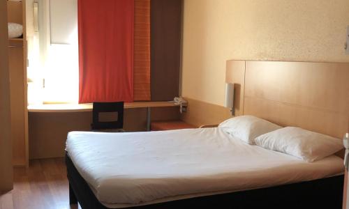 Standard Room photo