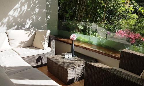 Lux Studio garden and swimming pool