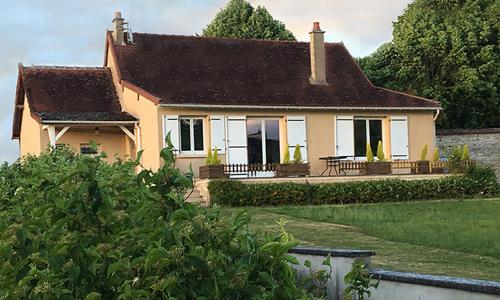 La Maison et son jardin sur le Canal de Bourgogne