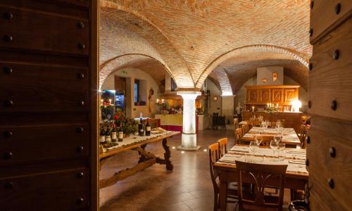 A' la Table du Sommelier Chambres d Hôtes & Restaurant