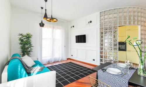 Santa Chiara Apartment by MyHomeInComo