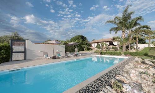 Villa Gloria - IsulaTravel