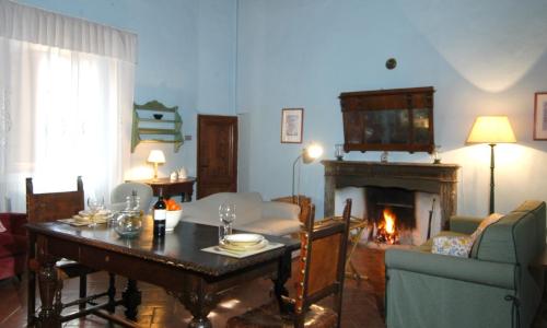 Castello Delle Quattro Torra