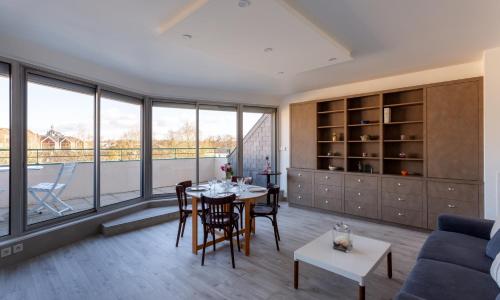 Le Mancini - Parking et Terrasse