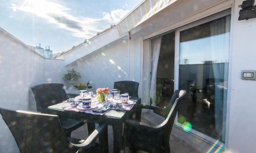 PENTHOUSE three bedrooms