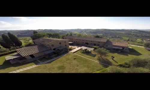 2-BR 1 bath abode with 2 AC units in the Chianti hills!