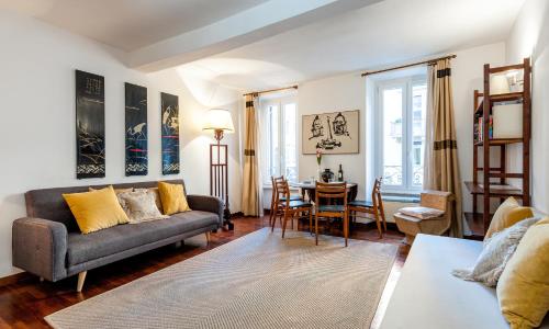 IREX Popolo Square private apartment