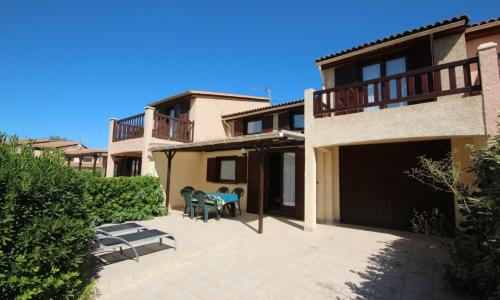 Domaine de vacances à 600m de la plage animations piscines en supplément belle villa climatisée 3 chambres 6 couchages WIFI LRPDSK3