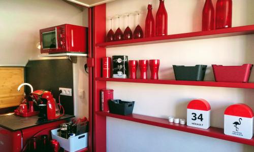 Le Bâbord - petit studio moderne et bien équipé à 30 m de la mer