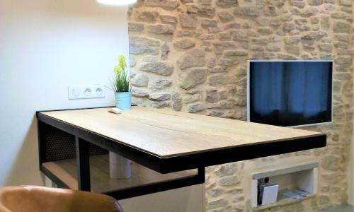 Le Petit Studio - 15 m2 - Centre Ville - Sorgue à 50 m