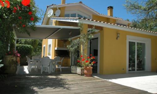 Very nice house and comfortable house in fantastic beach location