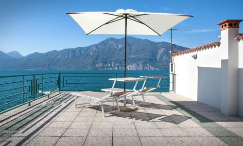 Villa Adriana-Direttamente sul lago