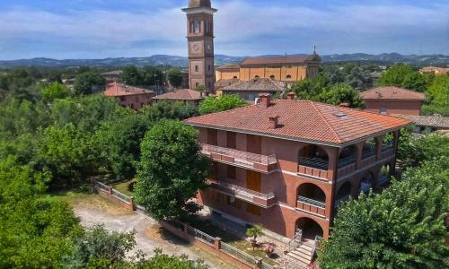 Villa Ferrari Oriella