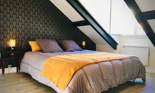 PYRENE HOLIDAYS 4 étoiles spacieux dans immeuble atypique proche des thermes et des Pyrénées