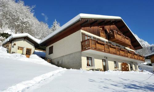 Appartement de 2 chambres a Champagny en Vanoise a 40 m des pistes avec jardin clos et wifi
