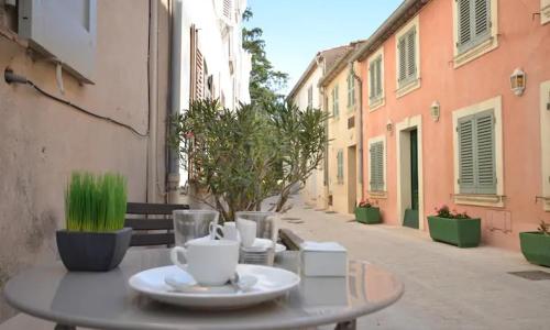 Studio centre ville Saint Tropez avec parking