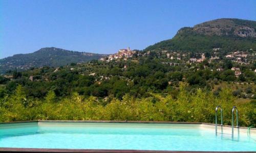 Villa au calme 2 maisons ,vue panoramique,piscine