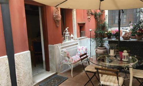 Henry's Heaven Apartment