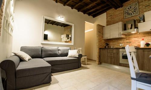 NEW NAVONA ELEGANT APARTMENT