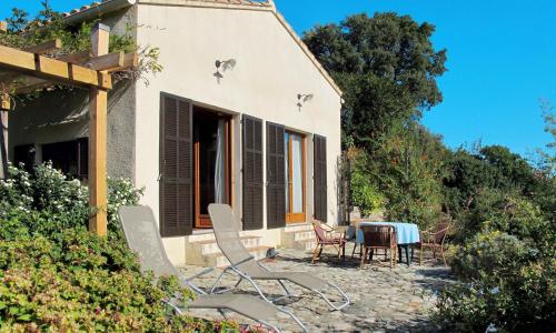 Holiday Home Svyntha - GHI303 by Interhome