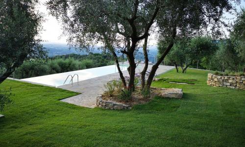 Tenuta San Giovanni Lucca - Borgo Ai Rovai