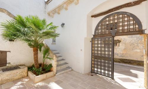 Antica dimora stasi by BarbarHouse