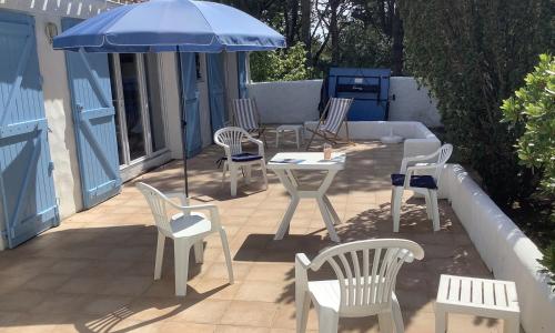 Ensemble, dans une grande maison de Noirmoutier