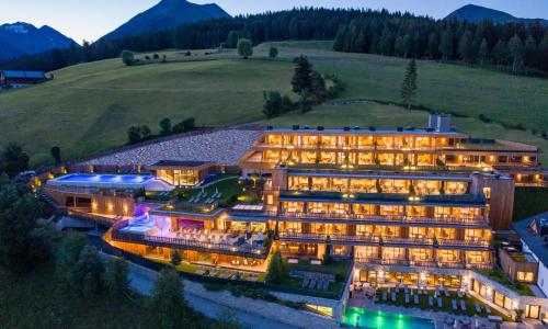 Tratterhof Mountain Sky Hotel