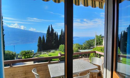 Appartamenti Benaco La Portella by Gardadomusmea