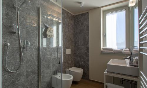 ATMOSFERA APARTMENTS & SUITES