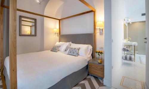 Luxury Suite with Terrace