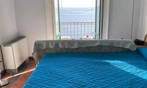 Casa del Nespolo sul Mare, Santa Maria la Scala