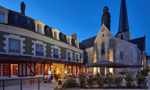 Relais des Trois Châteaux Hôtel-Restaurant - Teritoria