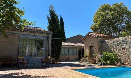 Cave atelier dans ancien domaine viticole