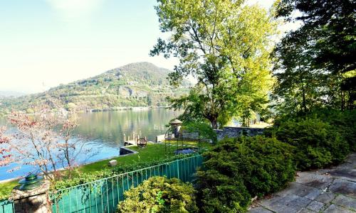 Modern Holiday Home in Piedmont Italy with Terrace