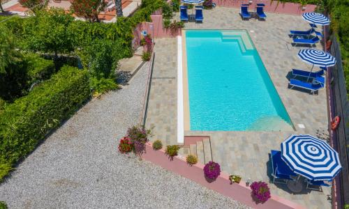 Elbaloves Appartaments Villa