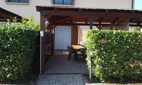 Ampio appartamento con piscina in prossimità del mare