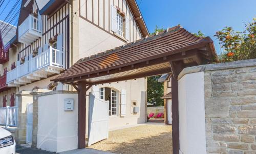 Villa Le Cyclamen by Interhome