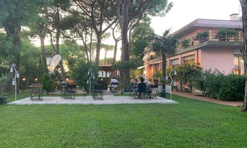 Hotel & Restaurant Storyville