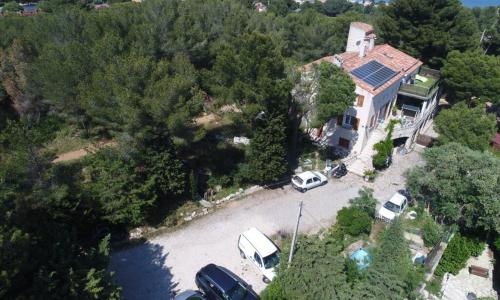 T3 avec grande terrasse et jardin sur les hauteurs de Martigues