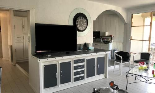 Grand appartement 2 minutes plage et commerces