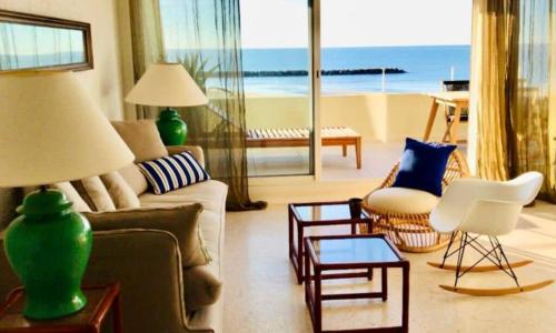 Appartement 80m2 - Bord de Mer Carnon - 1re ligne Direct Plage
