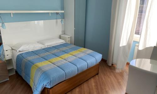 Luna Rossa Roma Guest House