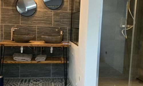 grande terrasse CLIM parking privé SMART TV