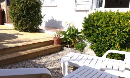 GITE JARDIN/TERRASSE COSY PRES PLAGES