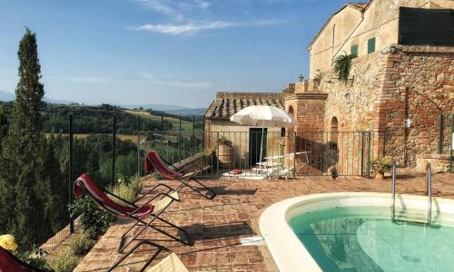 La Capanna,piscina,vista,WiFi,in paese